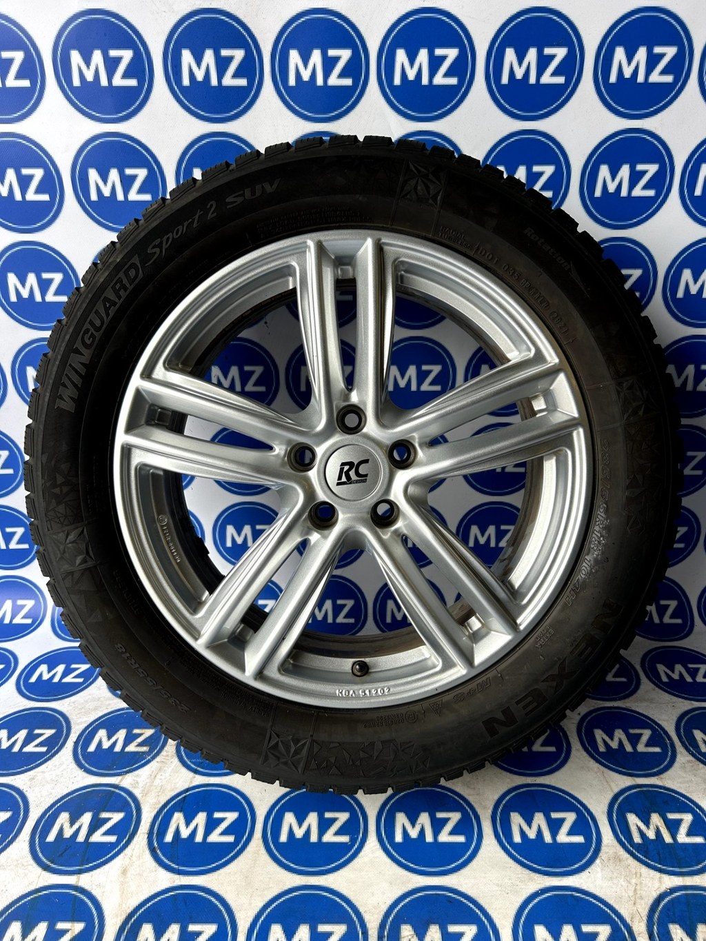 Volkswagen Tiguan | 18 inch Velgen + Winterbanden — thumbnail 7