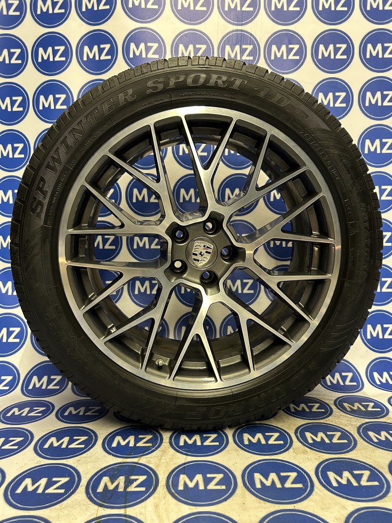 Porsche Macan RS Spyder 20 inch Velgen + Winterbanden — thumbnail 7