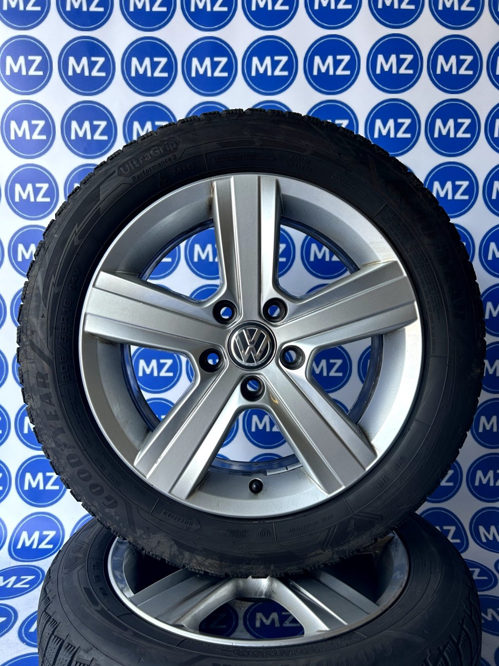 Volkswagen Golf 7 7,5 | 16 inch Velgen + Winterbanden — thumbnail 5