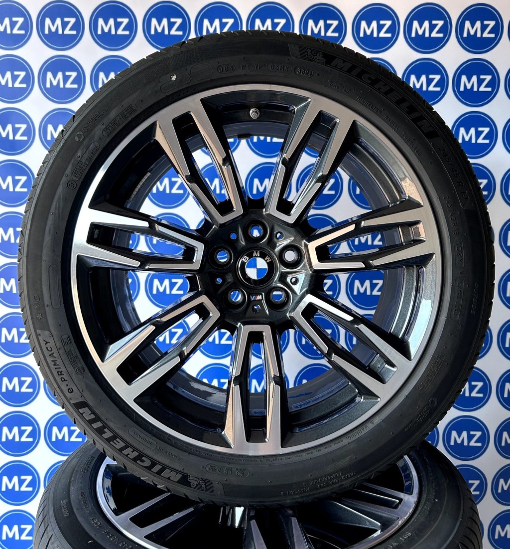 BMW I5 5-serie G60 G61 935M Velgen + Banden — foto 1