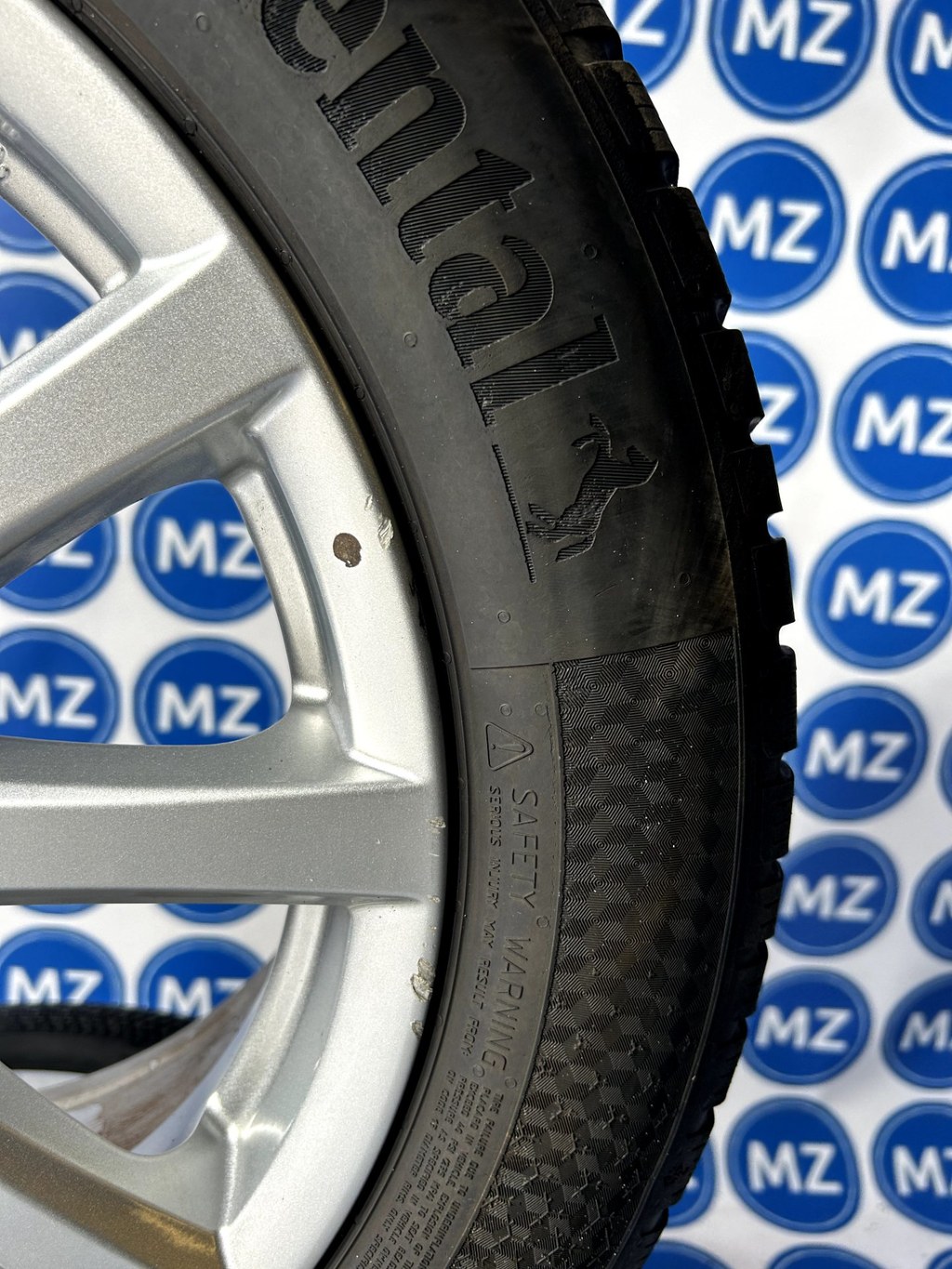 Volkswagen Passat B8 | 17 inch Velgen + Winterbanden — thumbnail 9