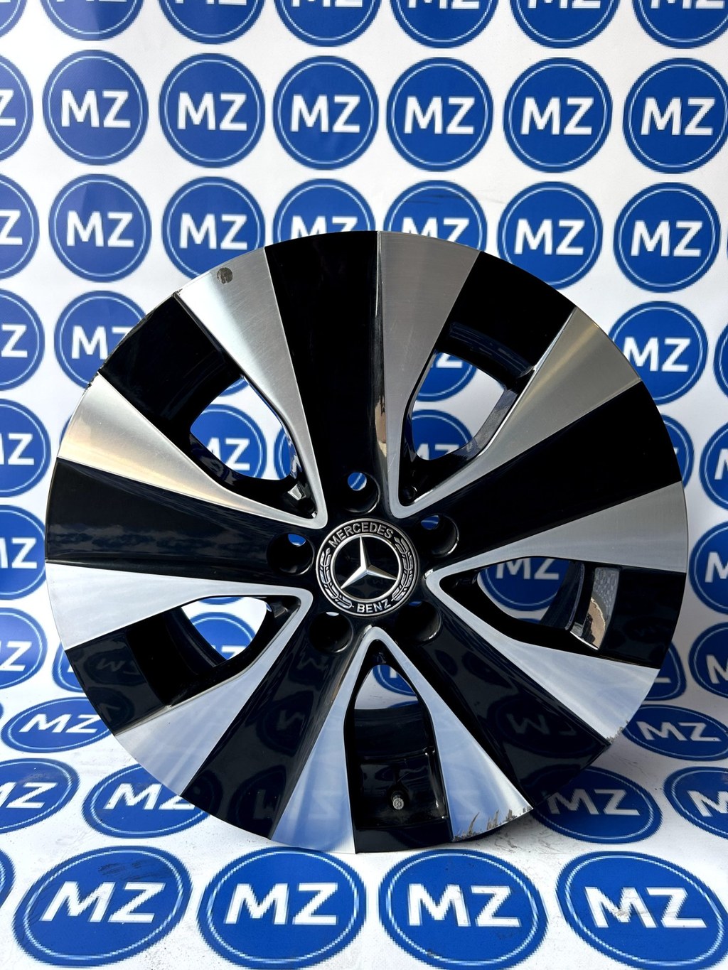 Mercedes-Benz Vito V-Klassee W447 | 17 inch Velgen — thumbnail 5