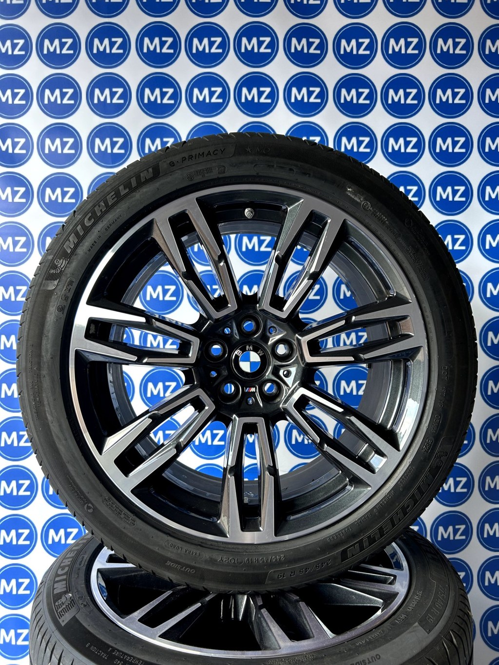 BMW I5 5-serie G60 G61 935M Velgen + Banden — thumbnail 3