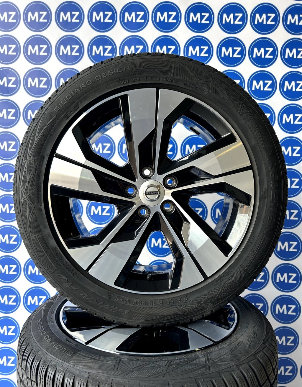 Volvo V60CC | 18 inch Velgen + Winterbanden — foto 1