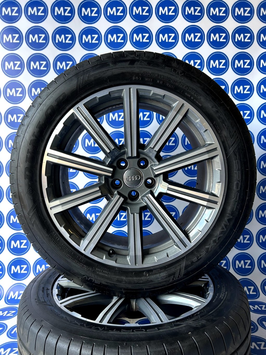 Audi Q7 | 20 inch Demo Velgen + Zomerbanden — thumbnail 5