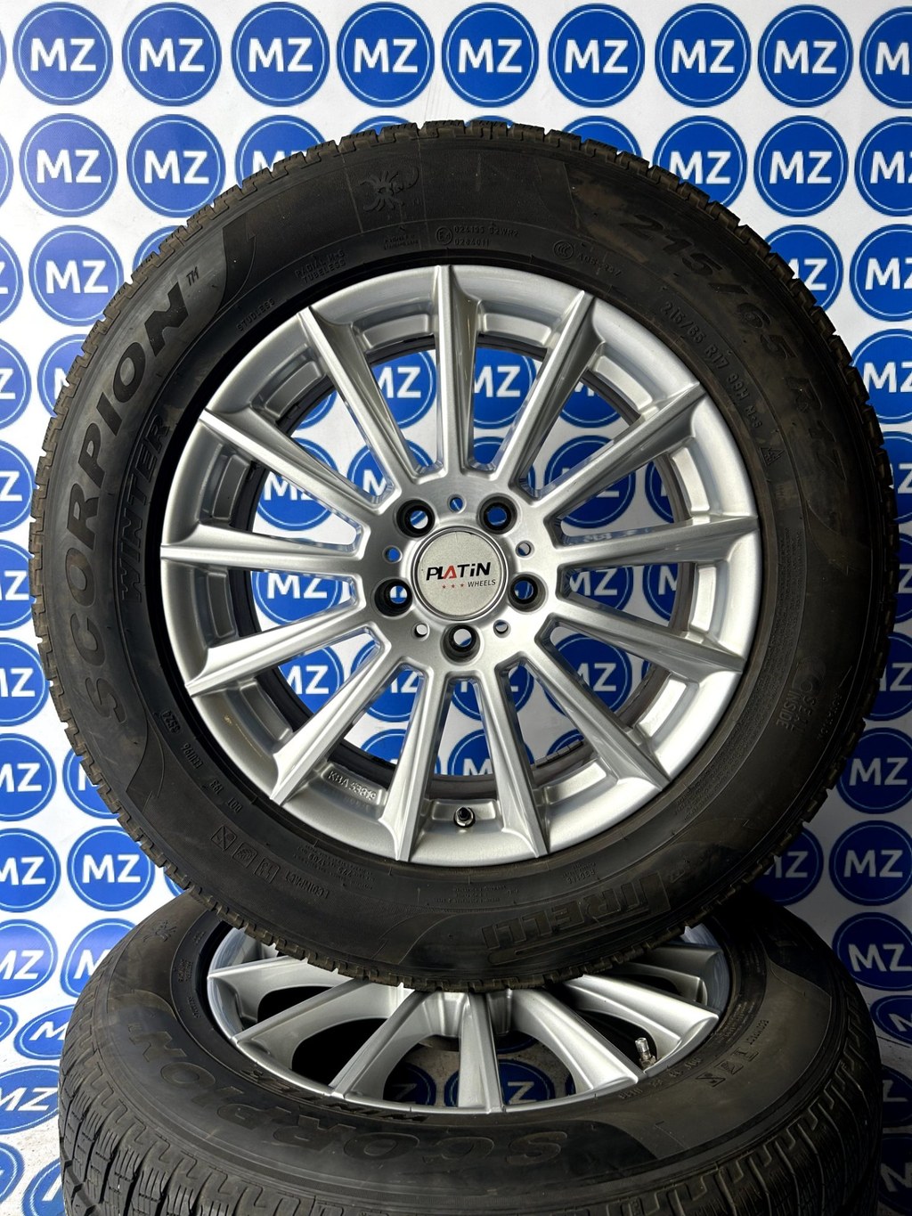 Volkswagen Tiguan | 17 inch Velgen + Pirelli Winterbanden — thumbnail 5