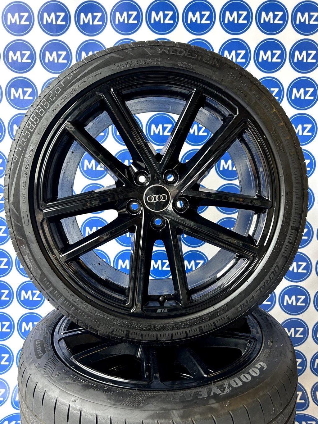 Audi A5 Sportback B10 | 18 inch Velgen + Zomerbanden — thumbnail 3