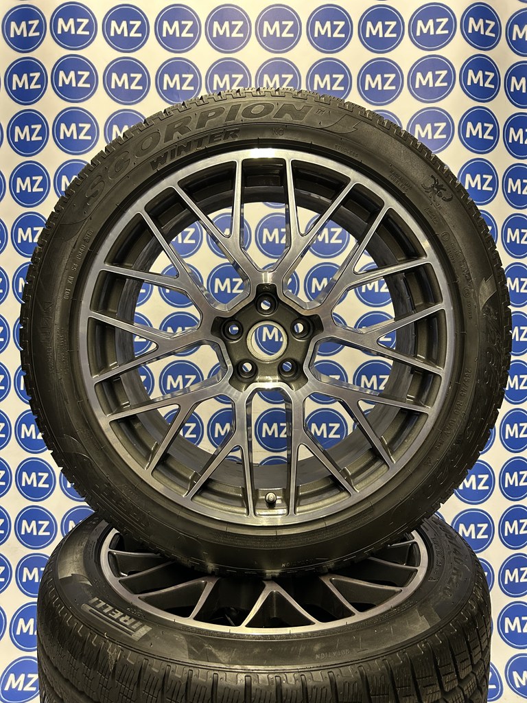 Porsche Macan RS Spyder 20 inch winterbanden + Velgen — thumbnail 3