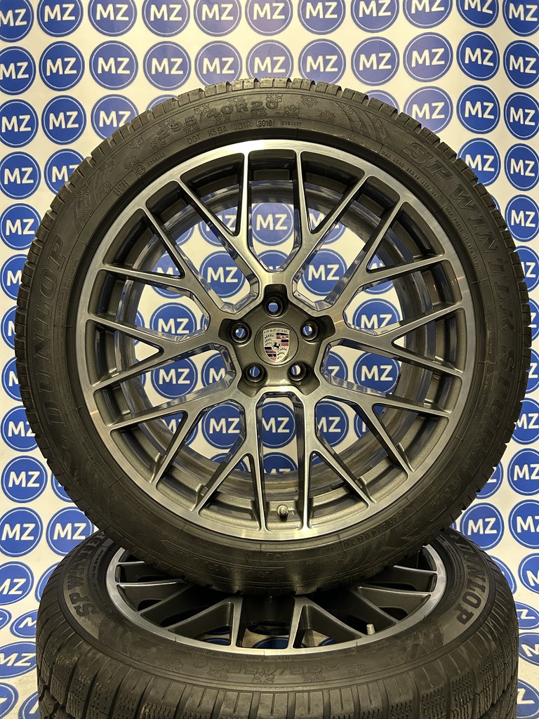 Porsche Macan RS Spyder 20 inch Velgen + Winterbanden — thumbnail 5