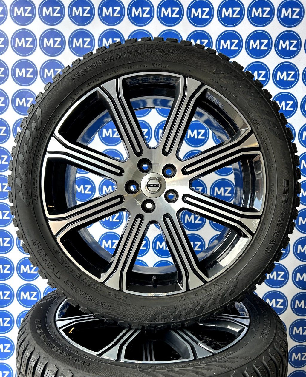 Volvo XC60 | 20 inch Inscription Velgen + Winterbanden — foto 1