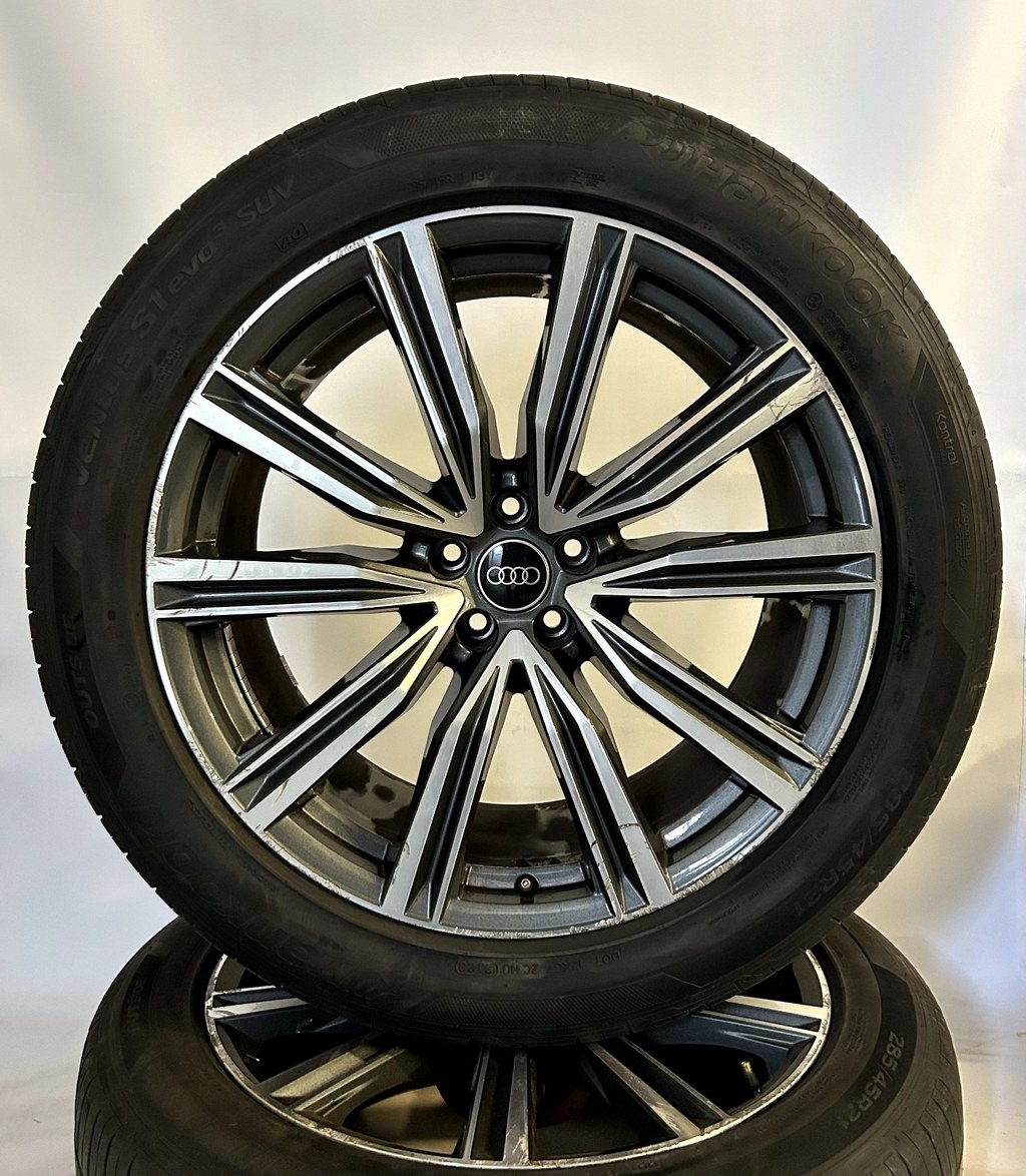 Audi Q8 SQ8 | 21 inch Velgen + Zomerbanden — thumbnail 5