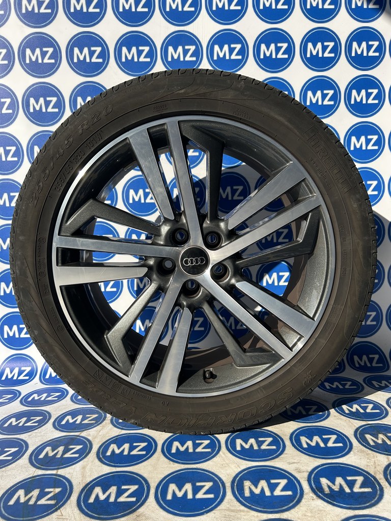Audi Q5 20 inch Velgen + Zomerbanden — thumbnail 7