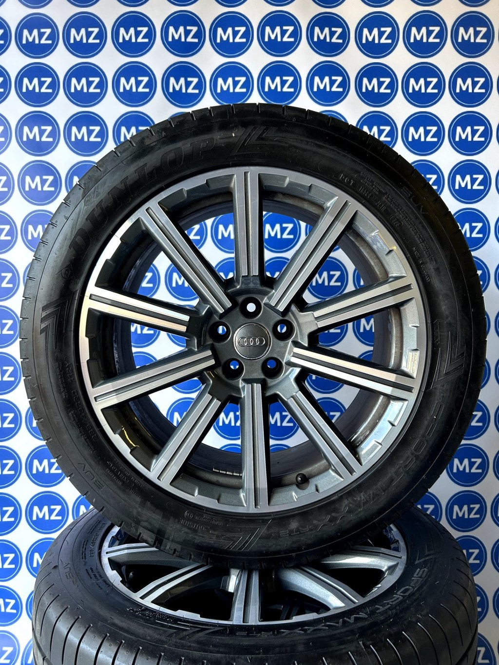 Audi Q7 | 20 inch Demo Velgen + Zomerbanden — thumbnail 3