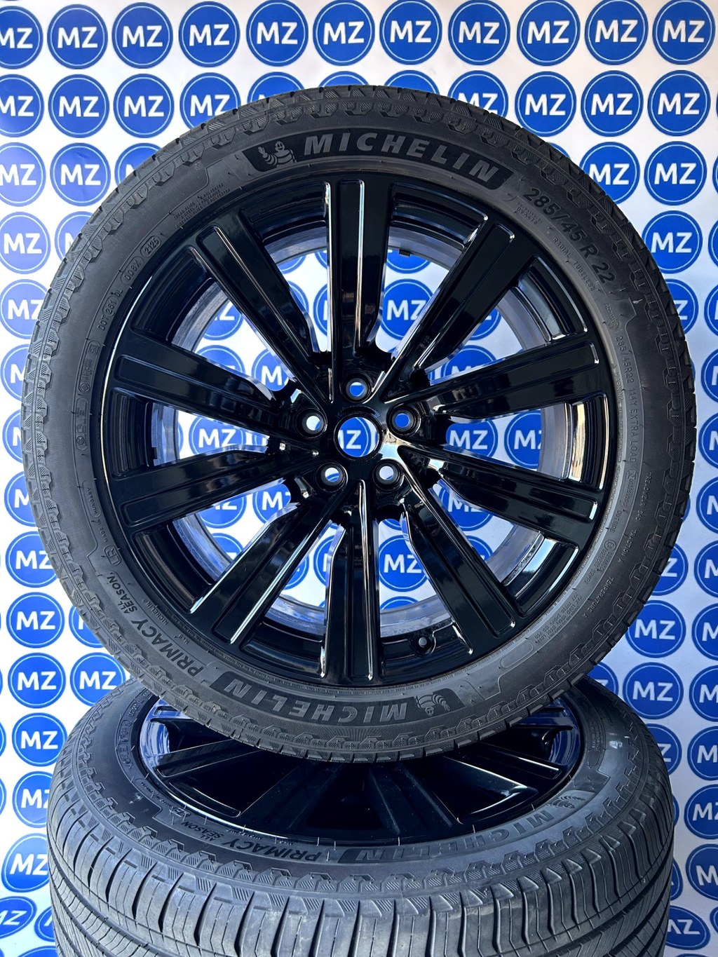 Range Rover Vogue Sport L460 L461 | 22 inch Velgen + Banden — thumbnail 3