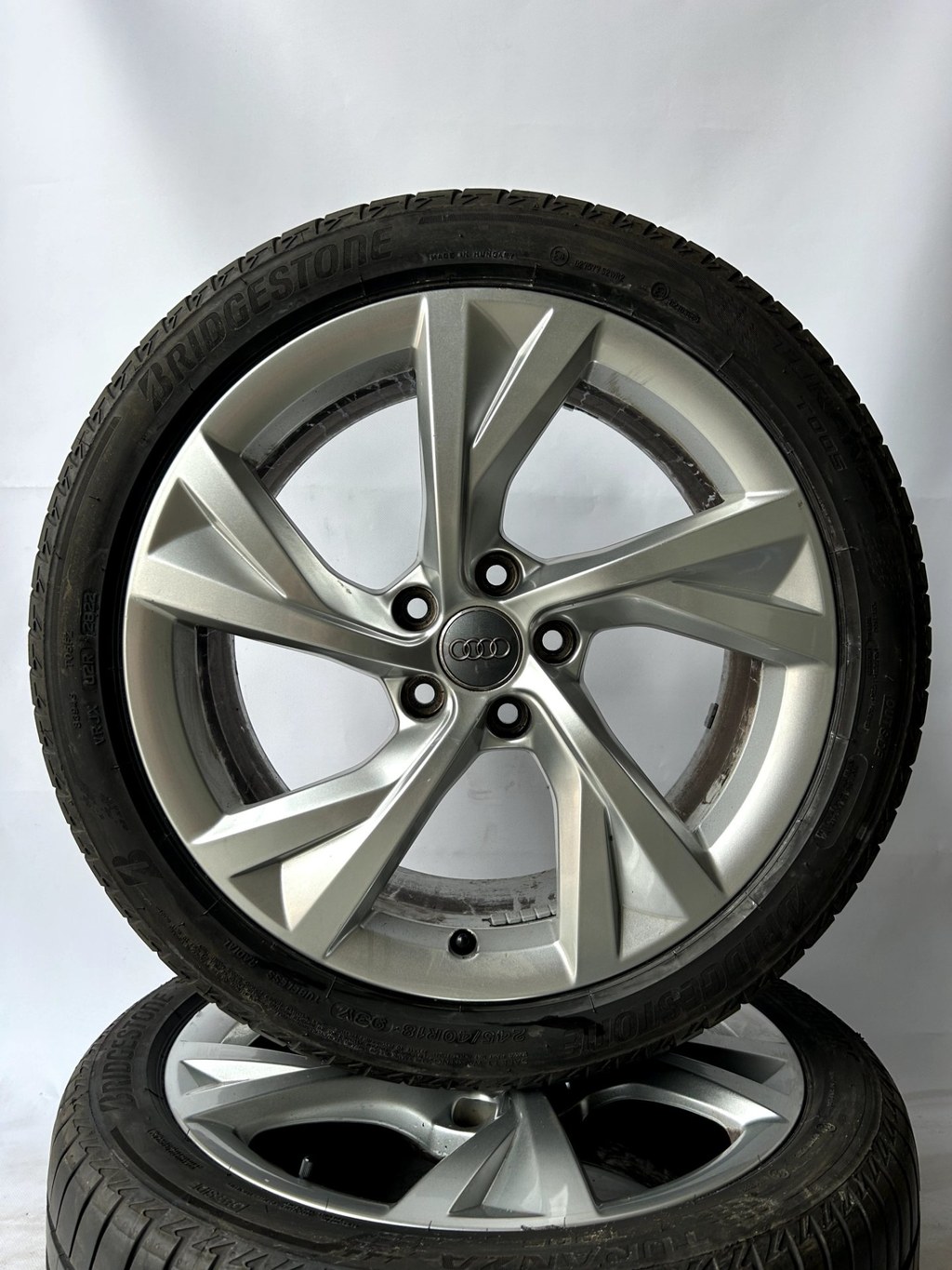 Audi A4 A5 S4 S5 B8 B9 | 18 inch Velgen + Zomerbanden — thumbnail 5
