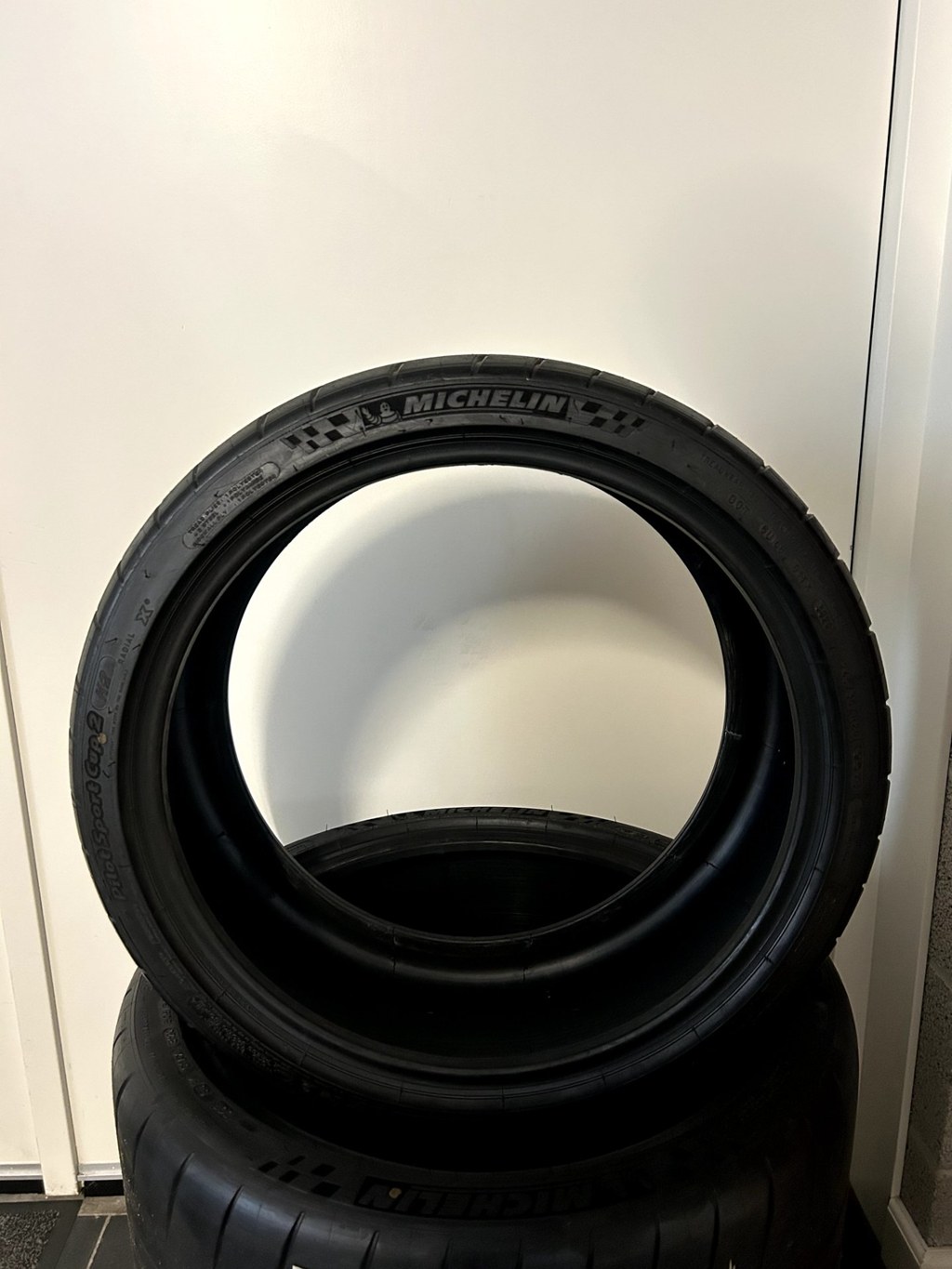 4x Michelin Pilot Sport Cup 2 banden | 245 35 20 | 305 30 20 — thumbnail 3