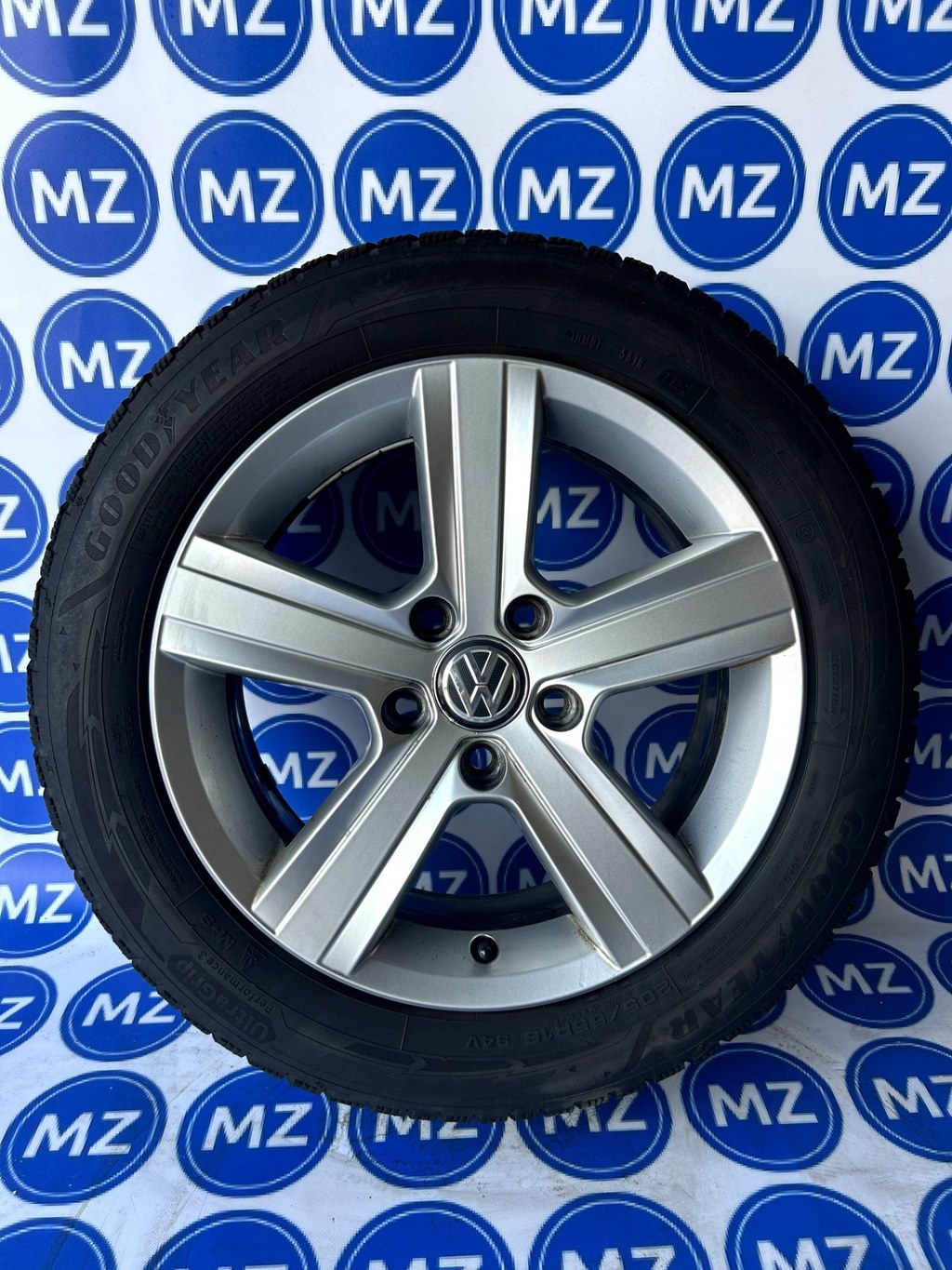 Volkswagen Golf 7 7,5 | 16 inch Velgen + Winterbanden — thumbnail 7