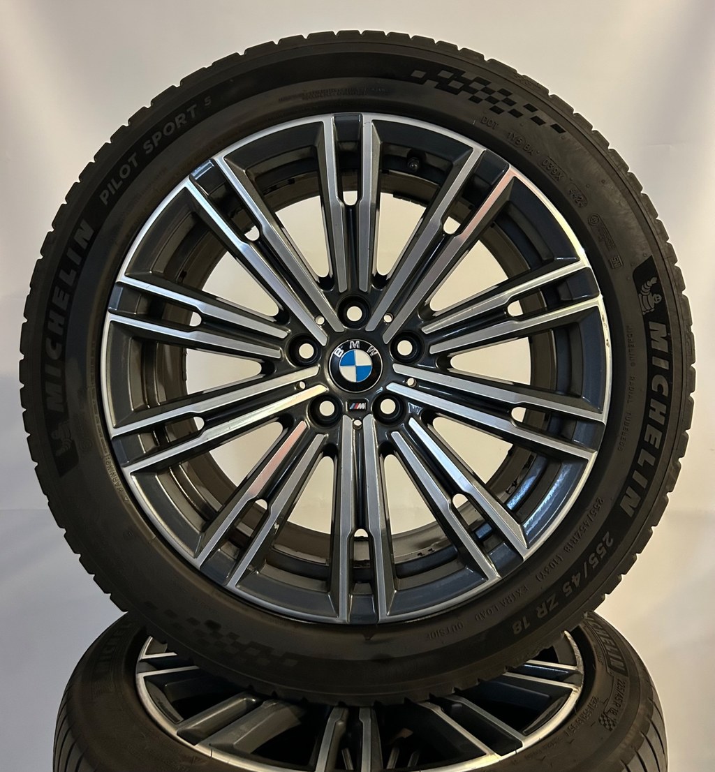 BMW 3-serie 4-serie G20-26 | 790M Velgen + Zomerbanden — foto 1
