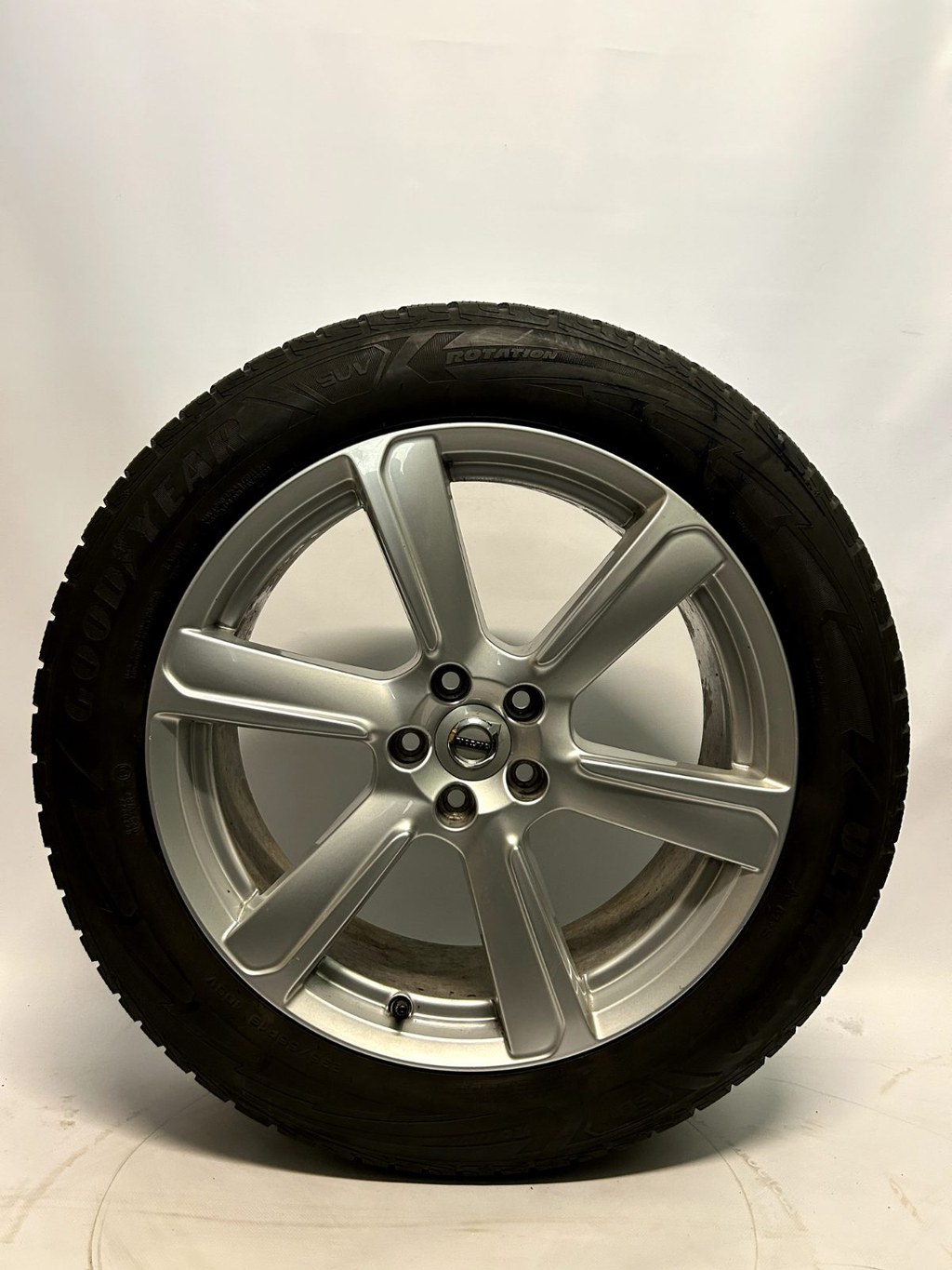Volvo XC90 19 inch Velgen + Winterbanden — thumbnail 7