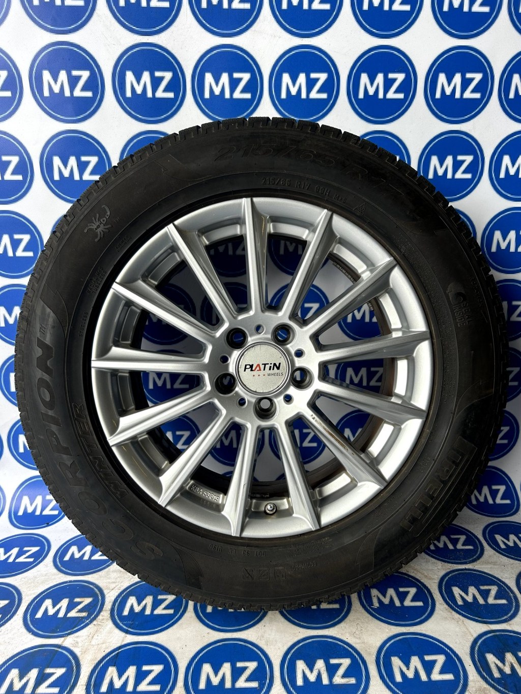Volkswagen Tiguan | 17 inch Velgen + Pirelli Winterbanden — thumbnail 7