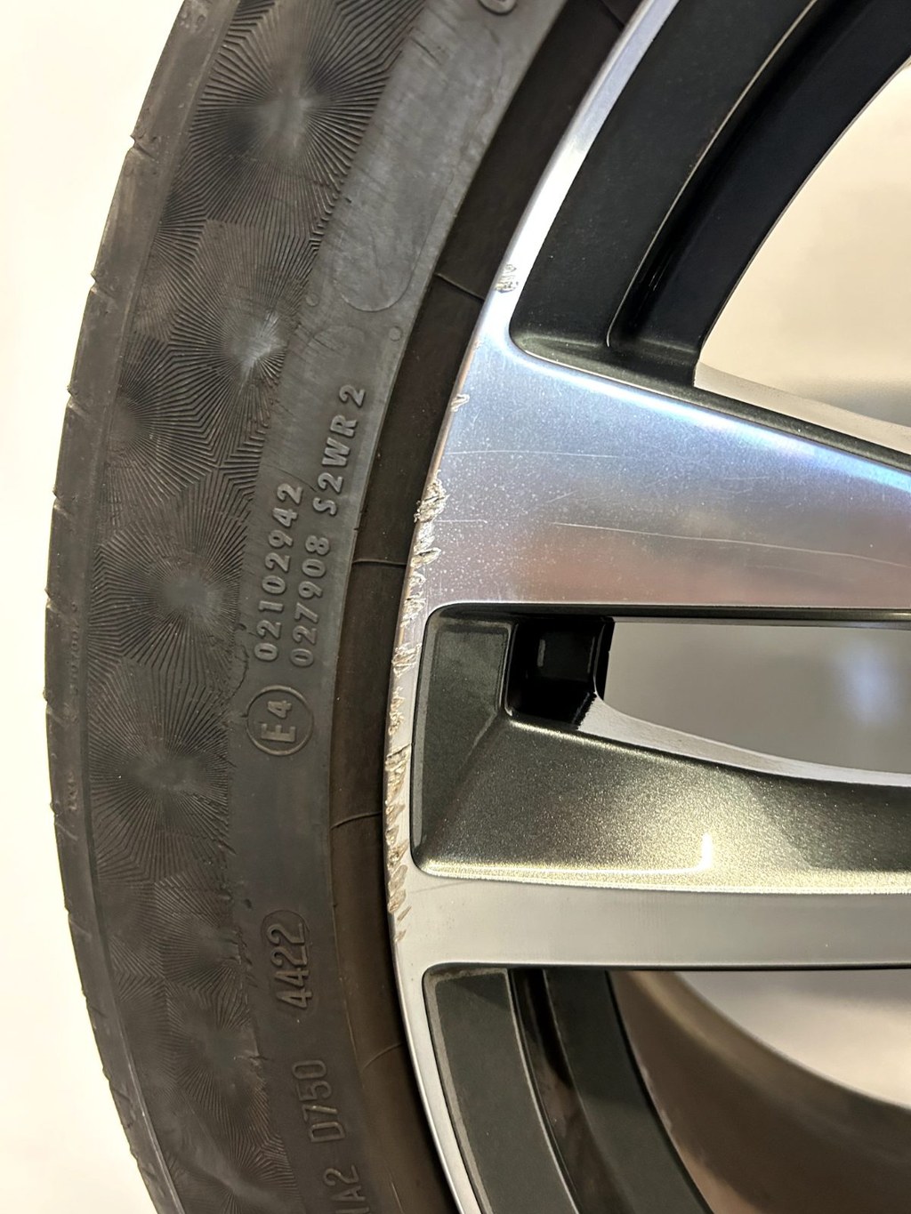 Audi A6 S6 Q3 | 19 inch S-Line Velgen + Zomerbanden — thumbnail 9