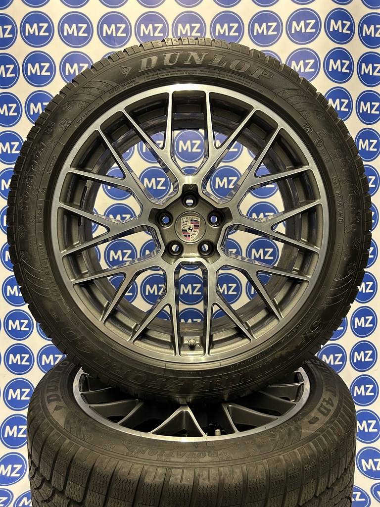 Porsche Macan RS Spyder 20 inch Velgen + Winterbanden — thumbnail 3